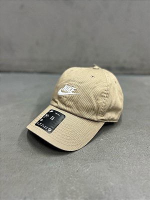BONÉ NIKE CLUB KHAKI