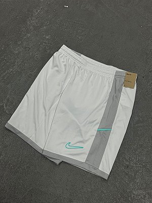 Short Nike Dri-FIT Academy Cinza 2025