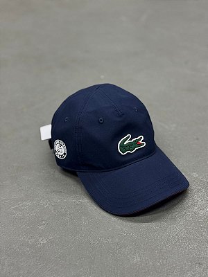 Boné Lacoste Esportivo Roland Garros em Microfibra Azul Marinho