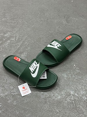 Chinelo Slide Nike Victory Verde