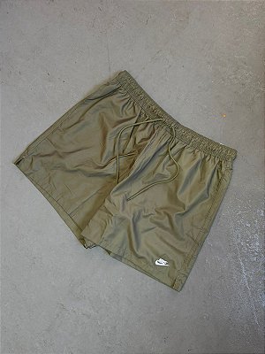 Short Nike Club Flow Verde Militar