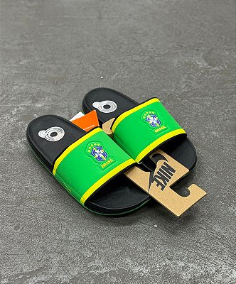 CHINELO NIKE OFFCOURT SELEÇÃO BRASILEIRA