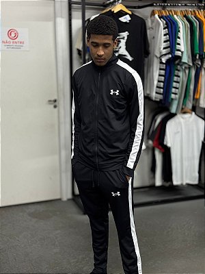 CONJUNTO UNDER ARMOUR KNIT TRACK PRETO