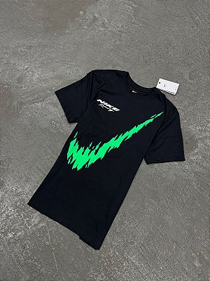 Camiseta Nike De Corrida Dry Fit Preto
