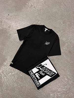 Camiseta Lacoste de Malha Estampada Múltipla ( Preta )