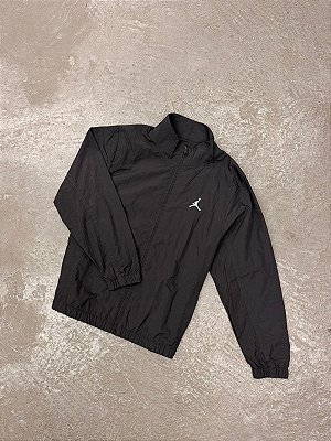 Jaqueta Jordan Woven Essentials Preta