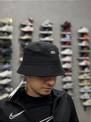 Bucket  Lacoste em Piqué Preto