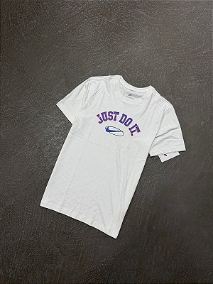 Camiseta Nike Sportswear M Nsw Tee 6 (Branca)