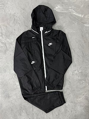 Conjunto Nike Sportswear Club Woven (Preto)