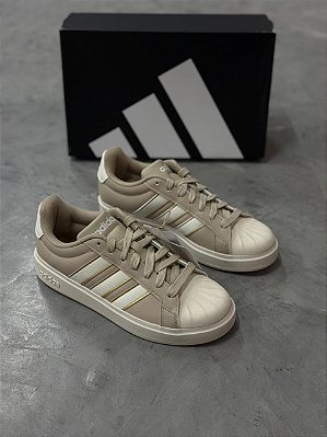 TÊNIS ADIDAS STREETALK OFFWHITE