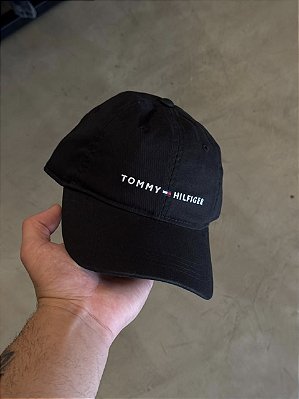 BONÉ TOMMY HILFIGER FIVELA DE PANO (PRETO)