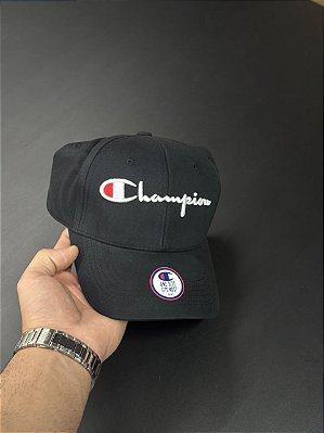 BONÉ CHAMPION STRAPBACK SCRIPT LOGO EMB(PRETO)