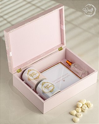 Caixa convite para padrinhos porta retratos, aromatizador e canecas personalizadas
