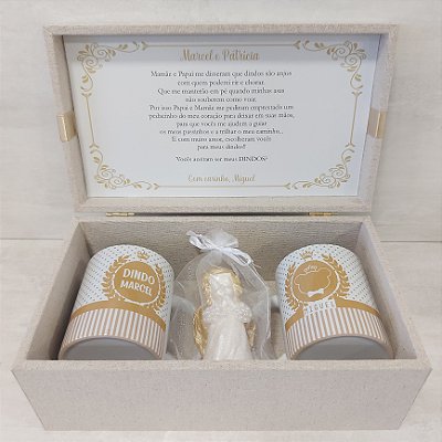 Caixa convite para padrinhos – Canecas personalizadas e anjinho