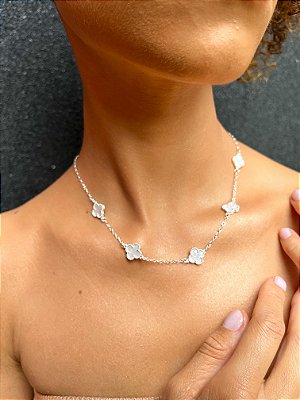 Colar Trevo Branco 10mm