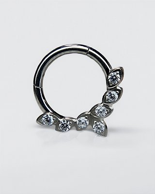 Piercing Argola com Zircônias Cúbicas Maya - Titânio