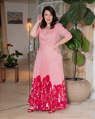 Vestido Longo Plissado Plus Size, com Lastex na Cintura Cor Estampa Barrado marca Kauly