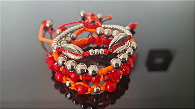 Conjunto Vermelho e Laranja