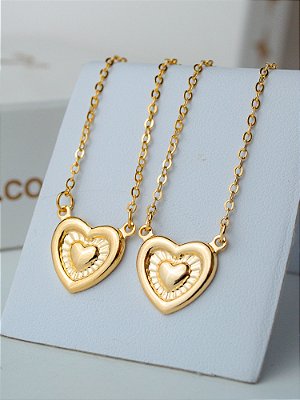 Escapulário Coração iluminado - cadeado - banhado a ouro 18k