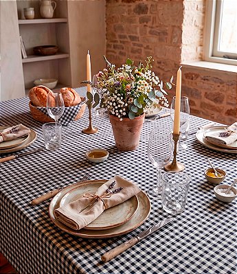 Toalha de Mesa Xadrez Preto e Branco Retangular 8 Lugares