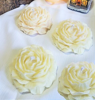 KIT 4 VELAS DECORATIVAS PEÔNIA