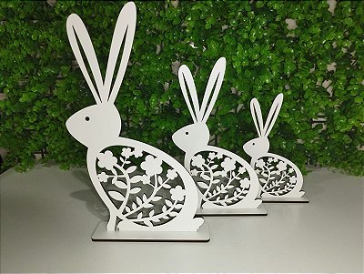 Páscoa - Lembrancinha decorativa Trio de Coelhinhos em mdf branco