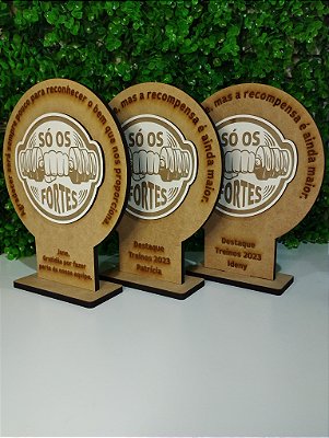 Trofeu personalizado em mdf - Cód. MDF016