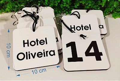 Chaveiros identificadores em mdf branco enumerados personalizados em uv (arte preta ou colorida)