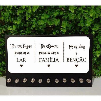 Porta chaves com 10 ganchinhos: Lar, Familia e Benção