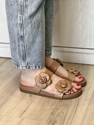 Papete Iris | Couro nude flores