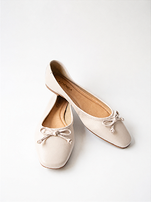 Sapatilha Alice | Couro Off white laço