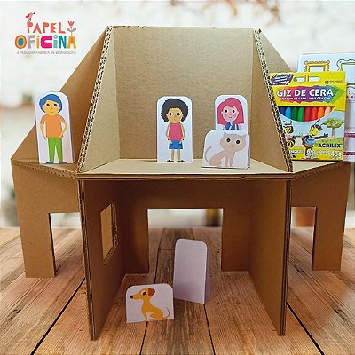 A pequena casa de bonecos de papel