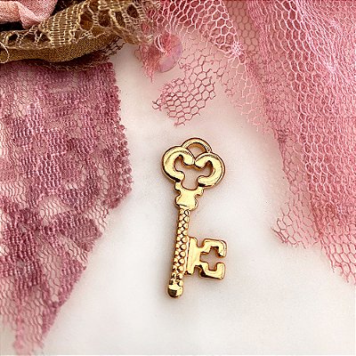 Pingente Vintage Key Dourado