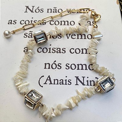 Colar Cubos Pedras Cascalho Madrepérola