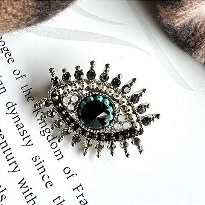 Broche Olho Fumê Prateado
