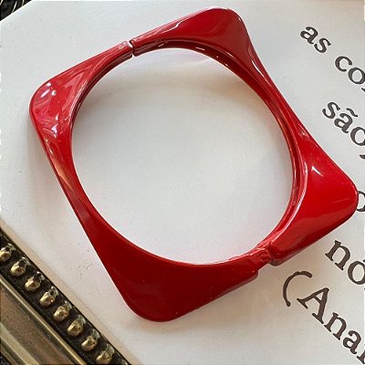 Bracelete Quadrado Esmaltado Vermelho