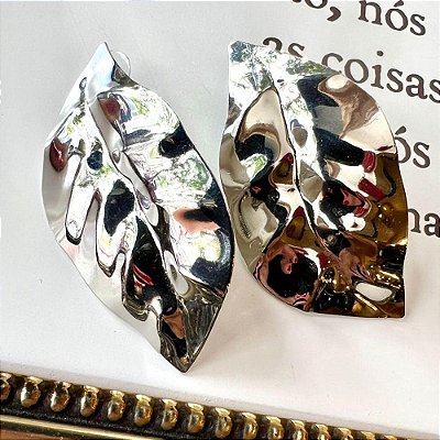 Brinco Folha Prateado