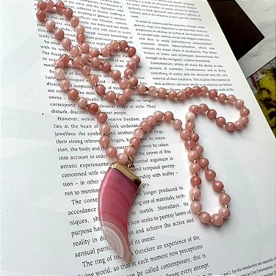 Colar Stones Dente Rosa Mesclado