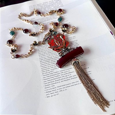Colar Pedras Tassel Dourado Oxidado