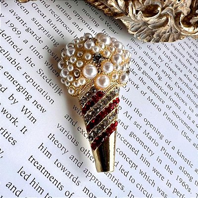 Broche Cone Pipoca Dourado