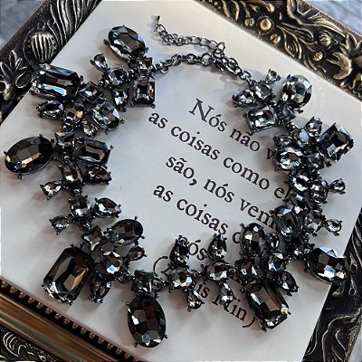 Maxi Colar Pedras Chatons Fumê