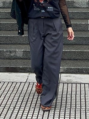 Calça Alfaiataria Risca Giz