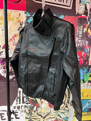 Casaco Gola Alta Couro PU Preto