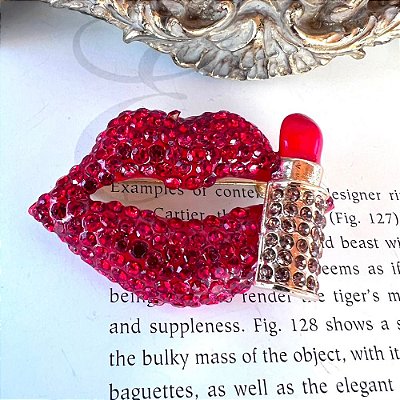 Broche Boca Batom Vermelho