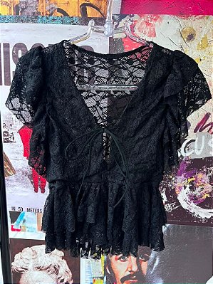 Blusa Renda Babados Preta