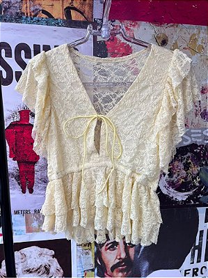 Blusa Renda Babados Amarelo