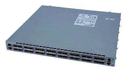 Switch Arista 7060CX-32S: 32x Portas QSFP, 2x SFP+, DC -48v