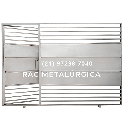 Portão de Correr Frisado Grade Com Social