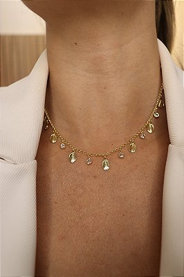 Colar com Pingentes de Nossa Senhora e Zircônias – Banho Ouro 18k