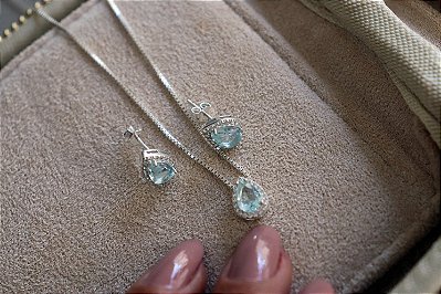 Conjunto em Prata com Gota de Zircônia